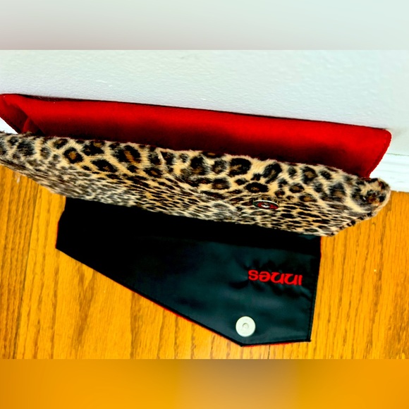 Innes Leopard Print Velvet Clutch - Picture 4 of 5